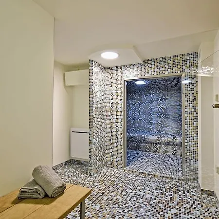 Grand Chalet Lb-3-1 Apartamento *